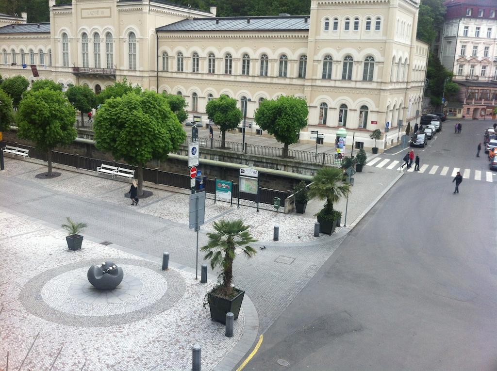 Apartman U Kolonady Karlovy Vary Dış mekan fotoğraf
